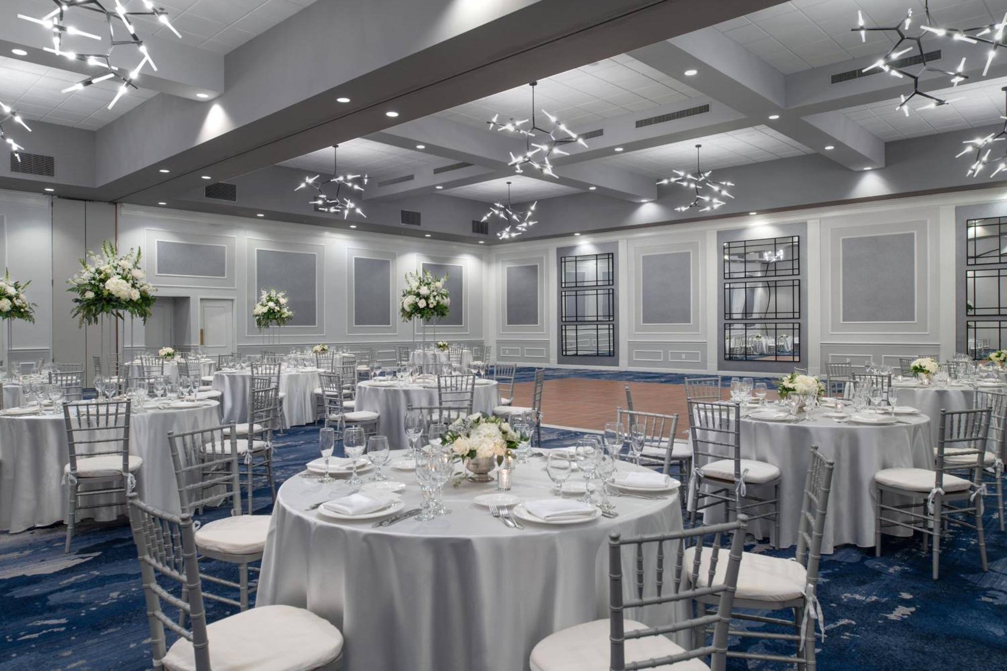 Sheraton Framingham Hotel & Conference Center Zewnętrze zdjęcie