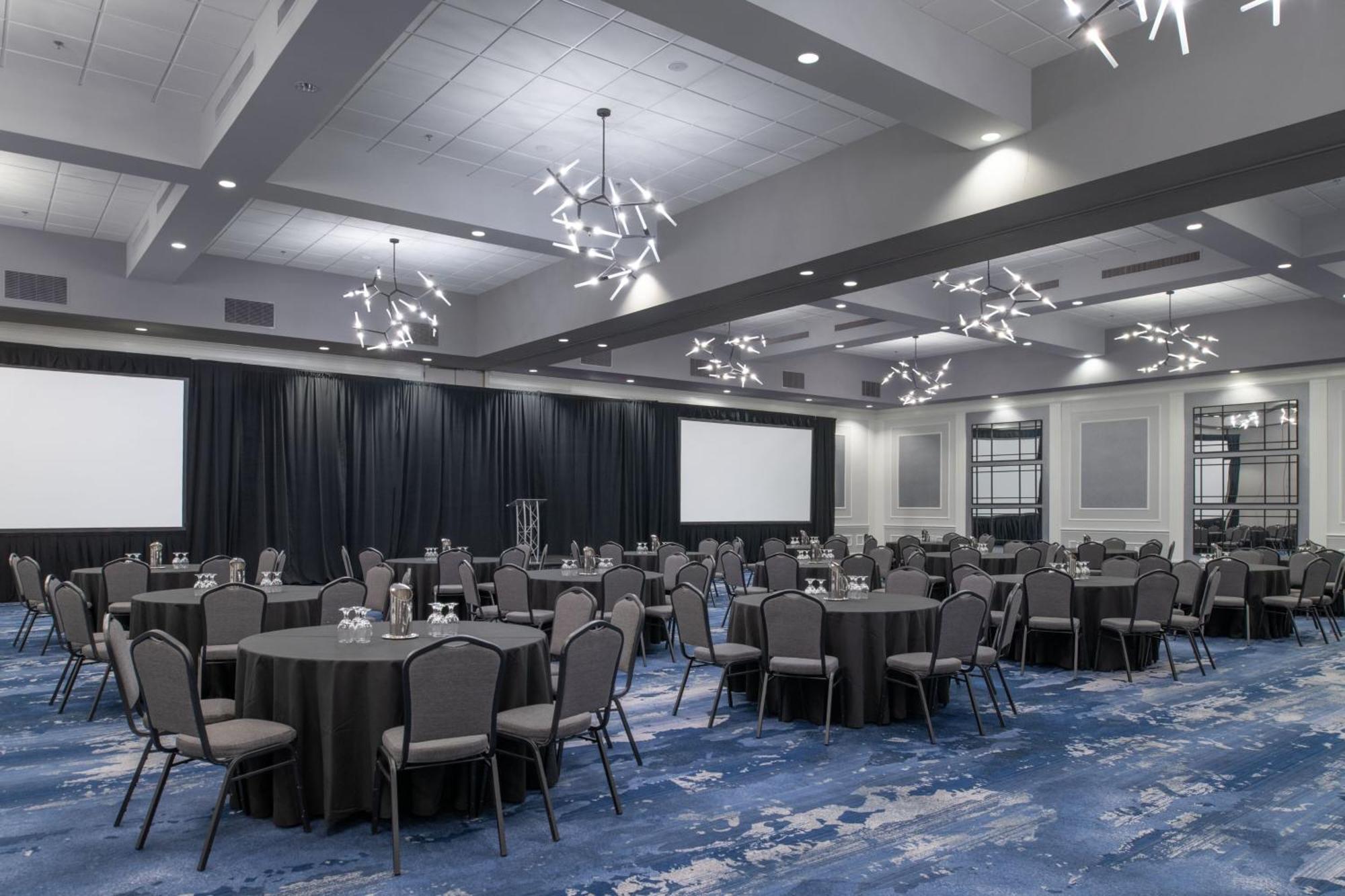Sheraton Framingham Hotel & Conference Center Zewnętrze zdjęcie
