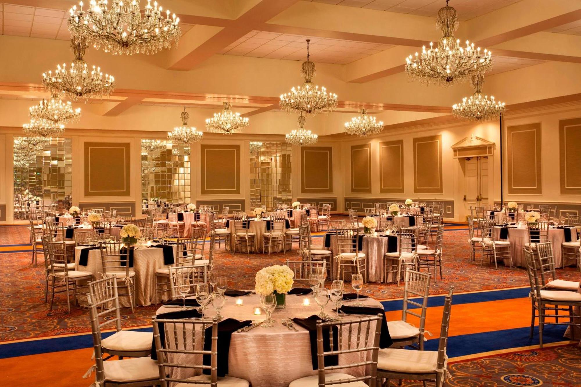 Sheraton Framingham Hotel & Conference Center Zewnętrze zdjęcie